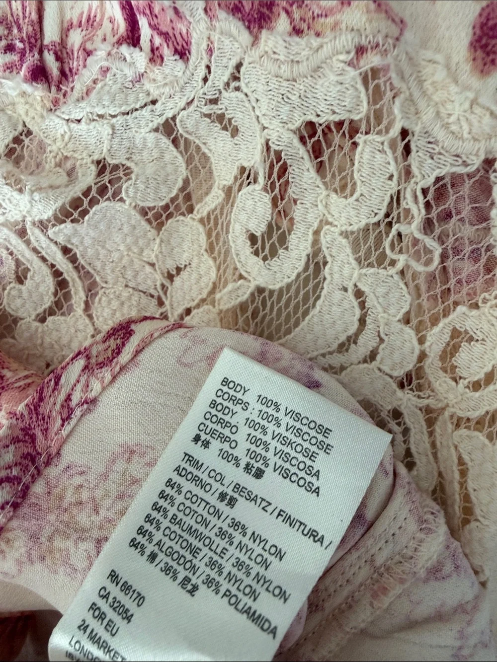 Free People Lucie NWTs Pink Cream Lace Mini Floral Dress size 6